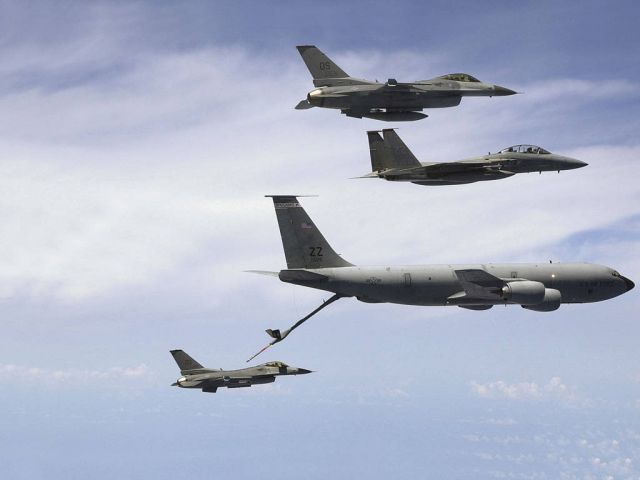 Tanker Refuel. From the Aircraft and Aviation gallery.
