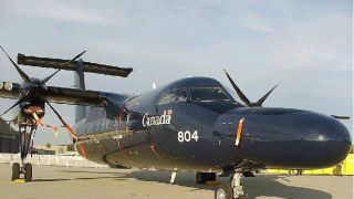 Screenshot 3 — De Havilland Dash-8-Q200, Canadian Forces Navigator Training