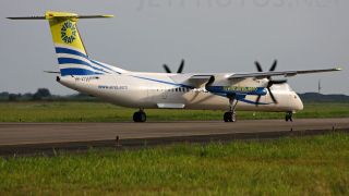 Screenshot 3 — Aires Colombia Dash 8 Q400