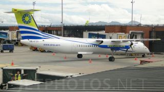 Screenshot 1 — Aires Colombia Dash 8 Q400