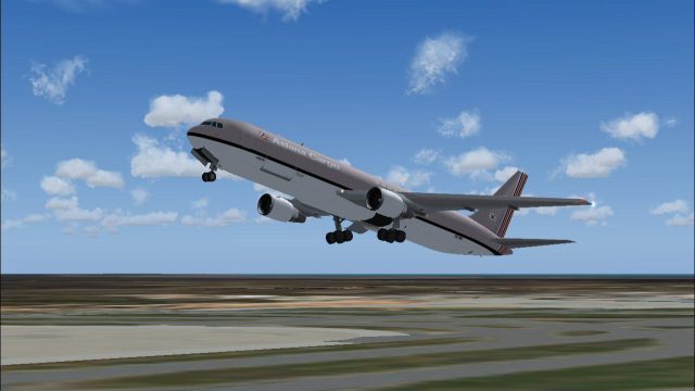 Screenshot 1 — Asiana Cargo Boeing 767-300ER