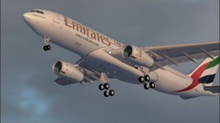 Screenshot 4 — Emirates Airbus A330-200 E6-EAS