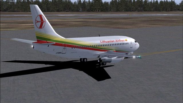 Screenshot 1 — Lithuanian Airlines Boeing 737-200