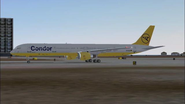 Screenshot 1 — Condor Boeing 757-300
