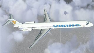 Screenshot 1 — Viking Airlines MD-83