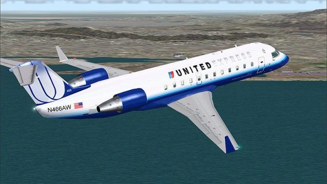 Screenshot 1 — United Express CRJ-200