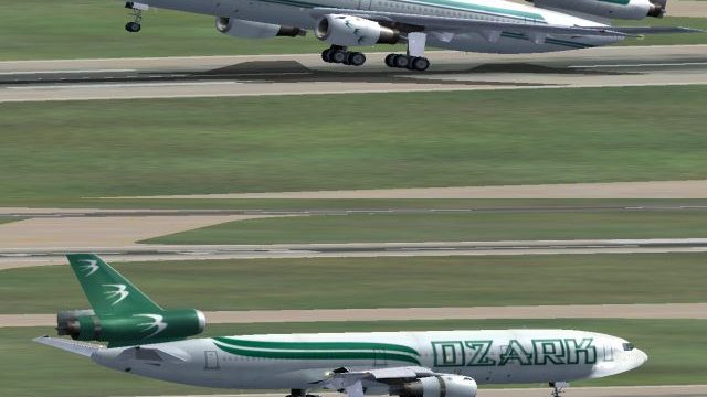 Screenshot 1 — Ozark Douglas DC-10-10