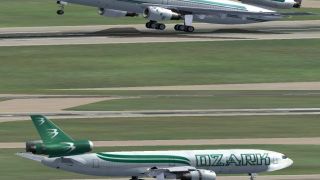 Screenshot 1 — Ozark Douglas DC-10-10