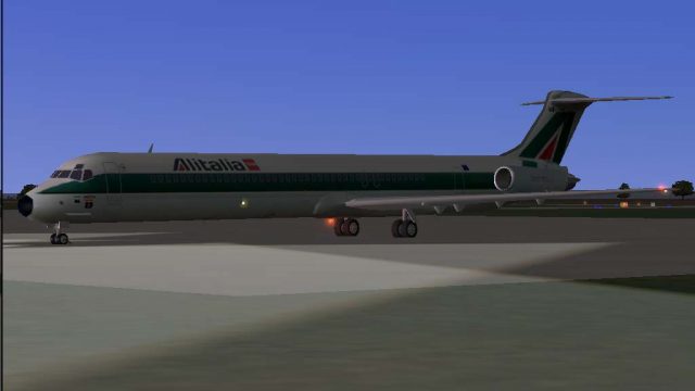 Screenshot 1 — Alitalia McDonnell Douglas MD-82 I-DAWS