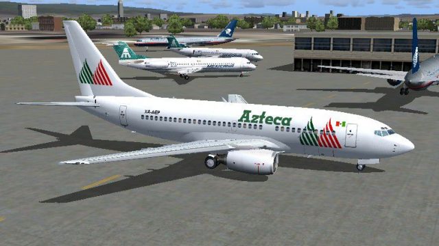 Screenshot 1 — Lineas Aereas Azteca Boeing 737-700 XA-AEP