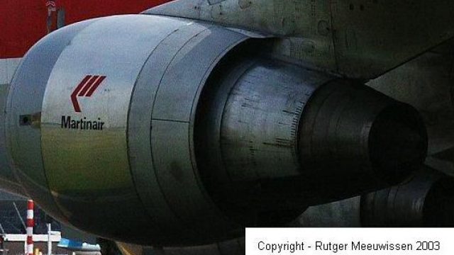 Screenshot 1 — Phuket Air Boeing 747-2U3B