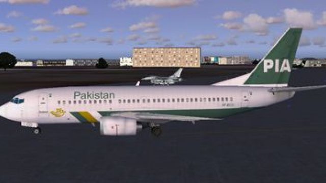 Screenshot 1 — PIA Boeing 737-300 AP-BCD