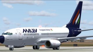 Screenshot 2 — Malev Boeing 737-7Q8