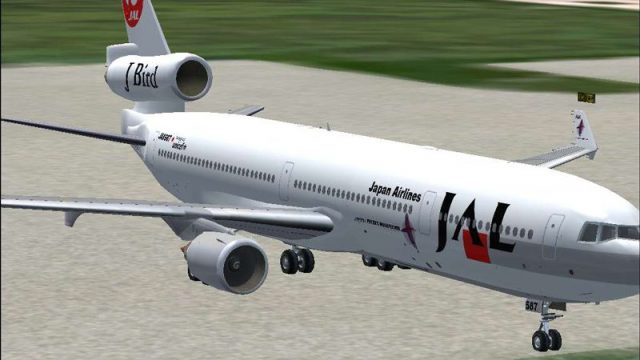 Screenshot 1 — JAL McDonnell Douglas MD-11 JA8587