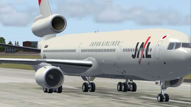 Screenshot 1 — JAL McDonnell Douglas MD-11 JA8582