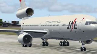 Screenshot 1 — JAL McDonnell Douglas MD-11 JA8582