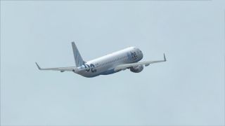 Screenshot 21 — Embraer ERJ-195 FlyBe