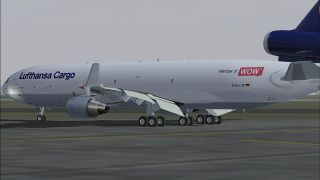 Screenshot 4 — Lufthansa Cargo MD-11 D-ALCM