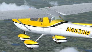 Screenshot 23 — Yellow And White Cessna 152