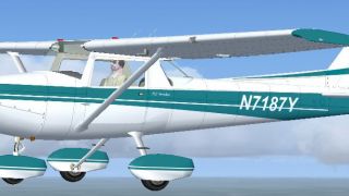 Screenshot 3 — Blue And White Cessna 152