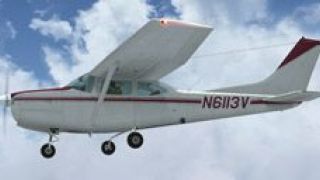 Screenshot 2 — Cessna C182RGII N6113V