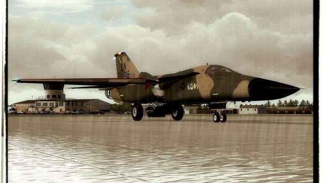 Screenshot 1 — US Air Force F-111 Aardvark