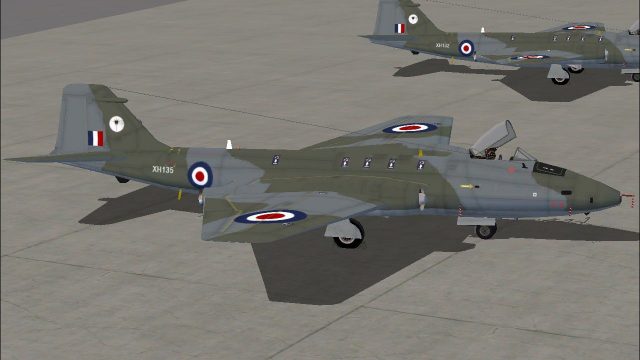 Screenshot 1 — 13 Squadron Canberra PR9