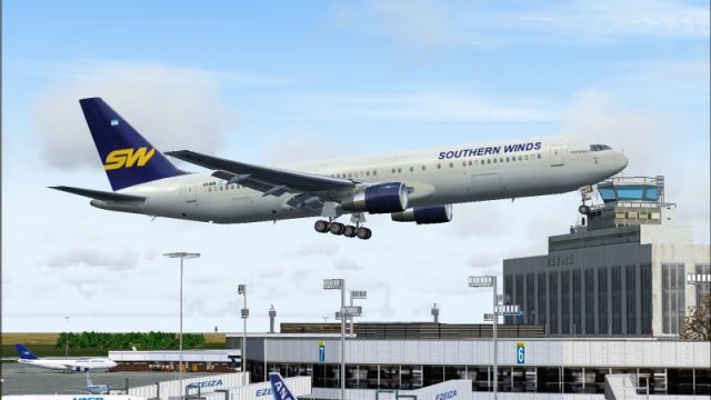 Screenshot 1 — Southern Winds Boeing 767-3Y0ER LV-AIX