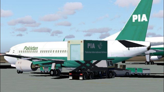 Screenshot 1 — Pakistan International Boeing 737-300