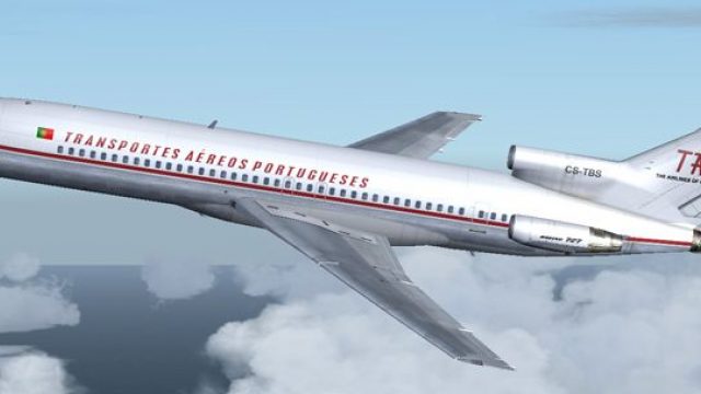 Screenshot 1 — TAP Boeing 727-200 N8856E
