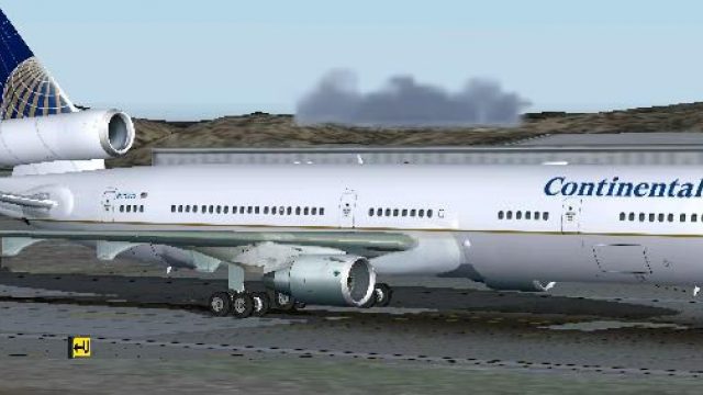 Screenshot 1 — Continental Airlines MD-11