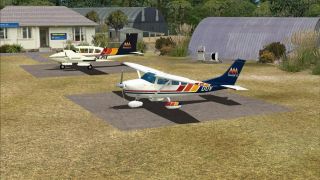 Screenshot 1 — Chateau Airfield Scenery