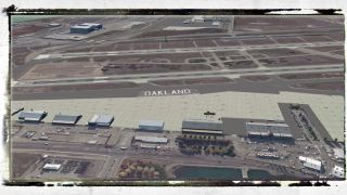 Screenshot 4 — Oakland International Airport Scenery