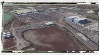 Screenshot 1 — Oakland International Airport Scenery