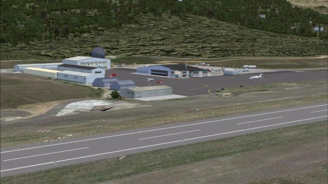 Screenshot 1 — Telluride Regional Airport Scenery