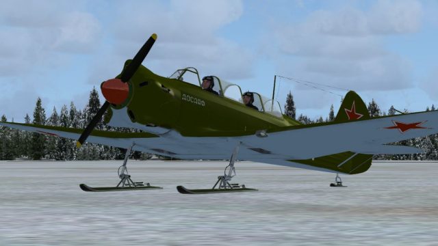 Screenshot 1 — Yak-18 Max