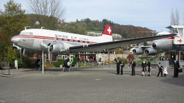 Screenshot 1 — Swiss Air Lines Douglas DC-3