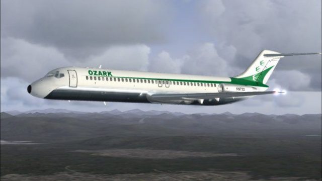 Screenshot 1 — Ozark Airlines Douglas DC-9 N9732