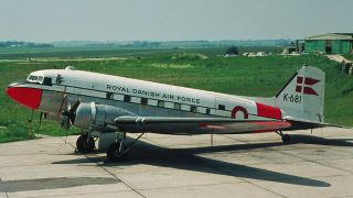 Screenshot 1 — Danish Douglas DC-3 "VIP Colours"