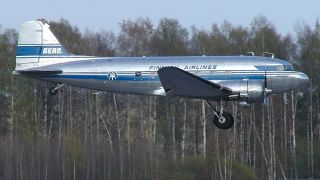 Screenshot 1 — Airveteran Douglas DC-3 OH-LCH