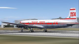 Screenshot 2 — Transair Douglas DC-6B