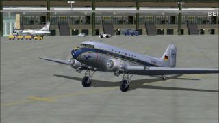 Screenshot 1 — Lufthansa Douglas DC-3 Repaint