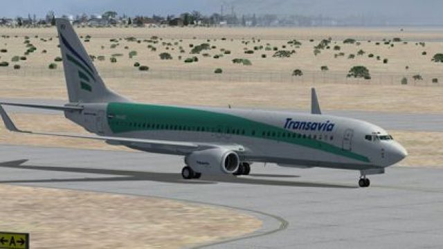 Screenshot 1 — Transavia Boeing 737-800 Repaint