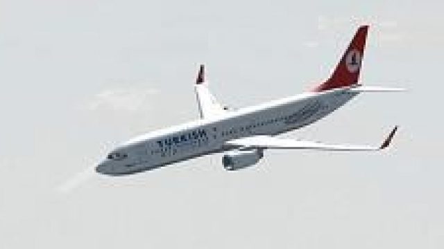 Screenshot 1 — Turkish Airlines Boeing 737-800 Repaint