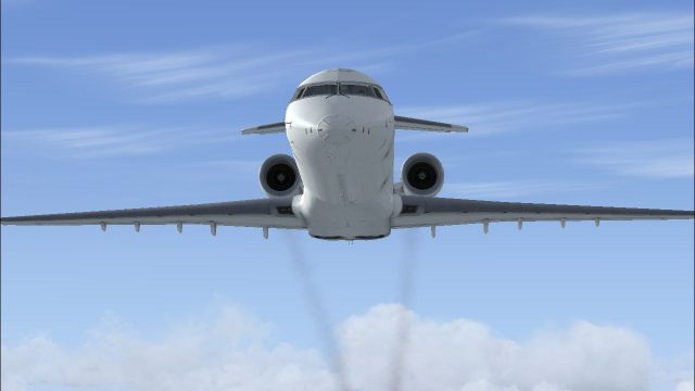 Screenshot 1 — Default CRJ-700 Engine Smoke Effect