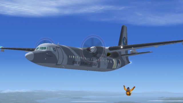 Screenshot 1 — Parachute Jumper For PAOB Fokker 60 Utility
