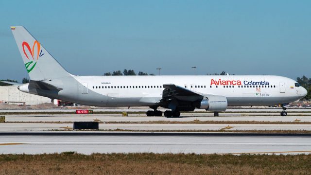 Screenshot 1 — B767-300 Avianca Alianza Summa