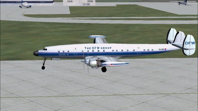 Screenshot 1 — Lockheed Super Constellation L1049G DFX