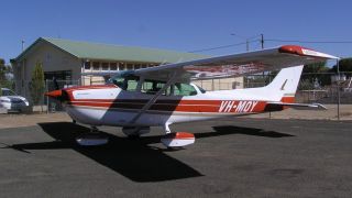 Screenshot 3 — Cessna 172 VH-MOY