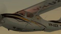 Screenshot 1 — Cessna 182RG VH-UZX